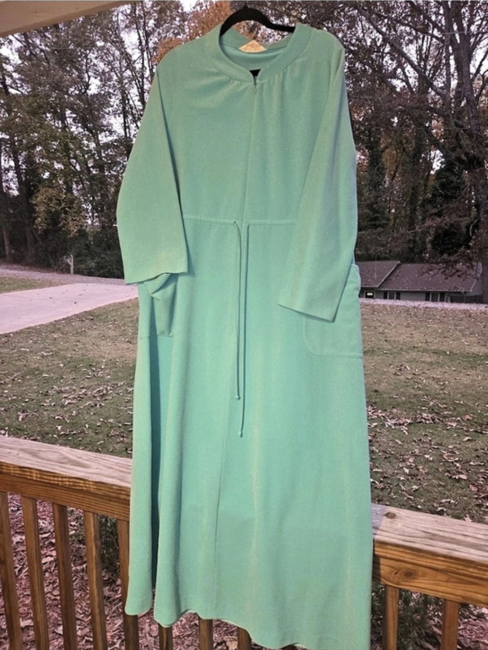 Vintage 1960's  Vanity Fair Plush Velour House Coat  Sz 16 ~ EXCELLENT CONDIT